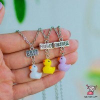 Кулон для троих друзей Best Friends Forever. Цветные уточки. Цена за набор